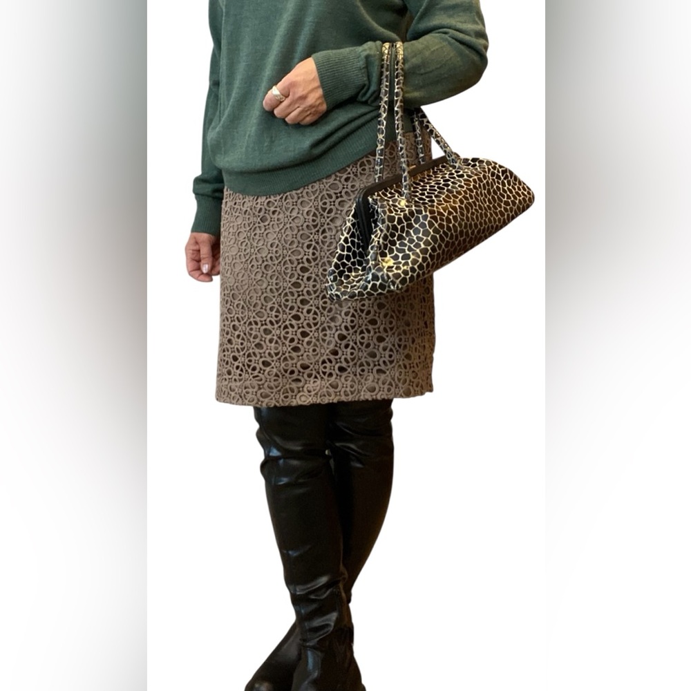 JONES NEW YORK COLLECTION PETITE tan/brown lace skirt with lining Size 10P